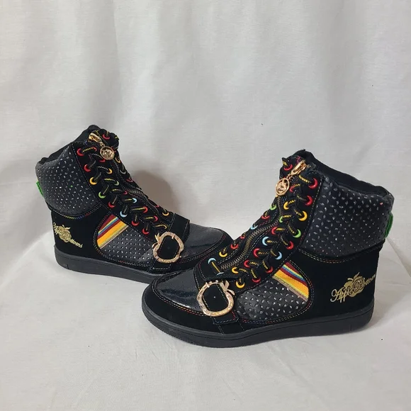 Apple bottom deals sneakers